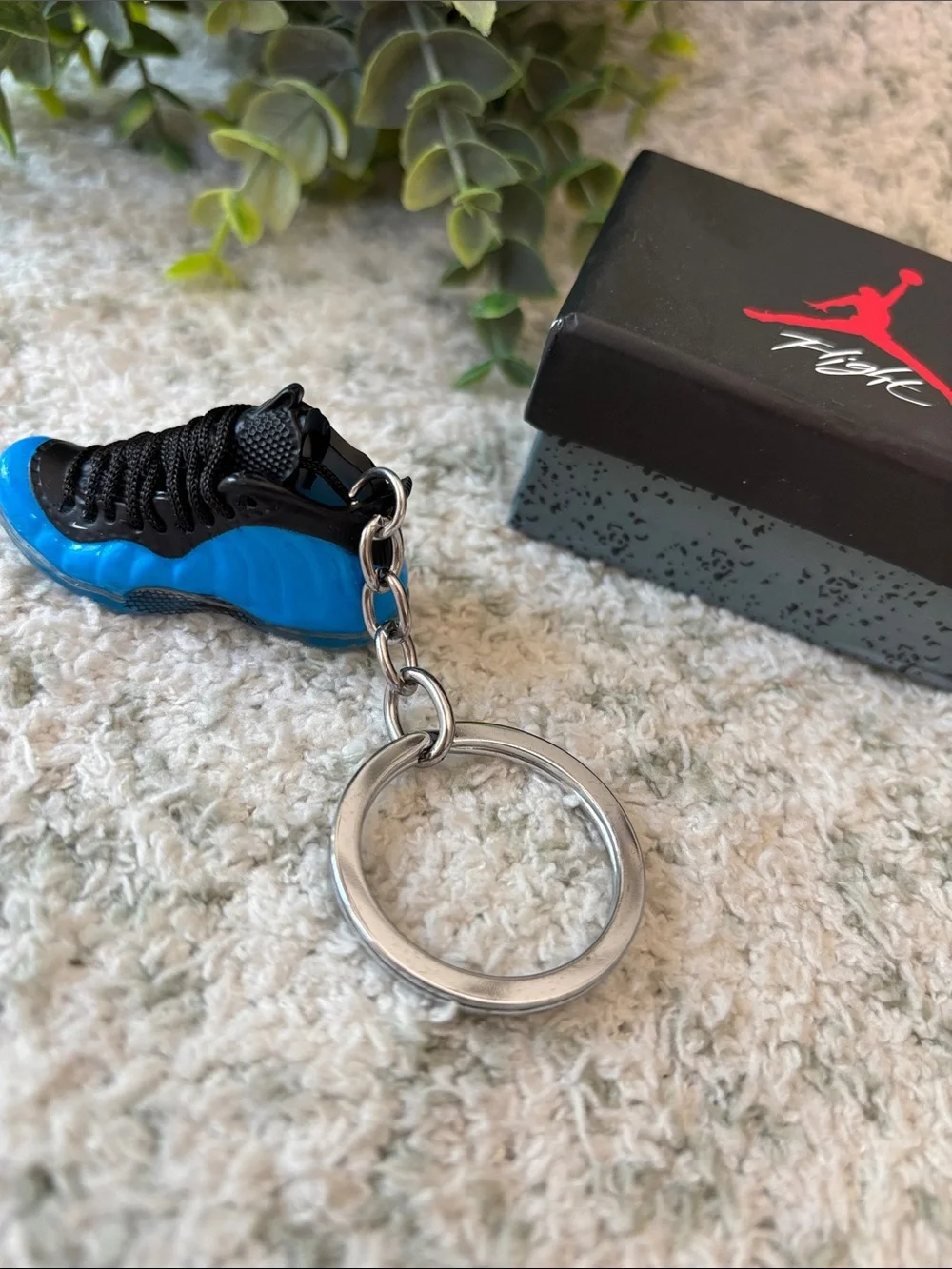 Air Jordan 3D mini sneaker keychain in blue and black with Flight Nike Box NWT